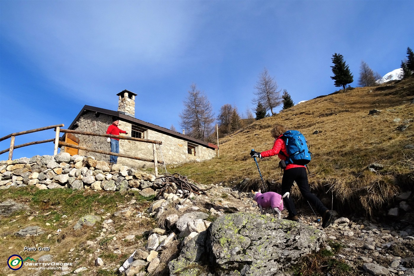 30 E siamo alla  Baita (1792 m) in ristrutturazione dell'amiico Dario.JPG -                                